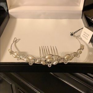 Brand new Stephanie Brown Tiara